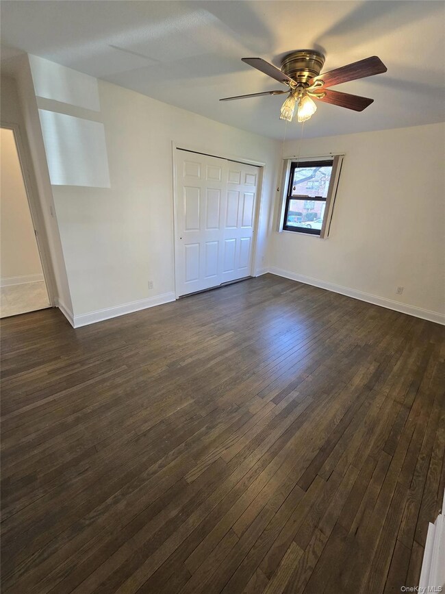 8606 155th Ave unit 4, Howard Beach, NY 11414 - photo 7