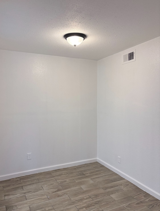 6200 W Tidwell Rd unit 1002, Houston, TX 77092 - photo 5