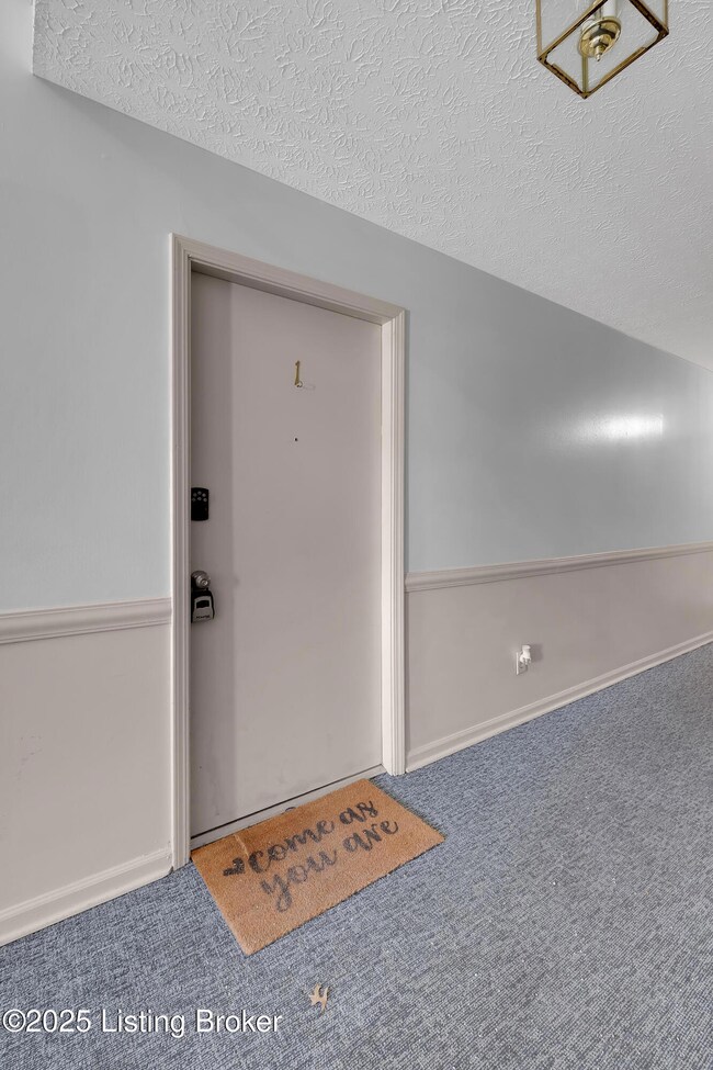 8 Dupont Way unit 1, Louisville, KY 40207 - photo 6