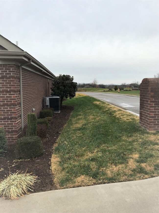 133 Nicklaus Dr, Frankfort, KY 40601 - photo 3