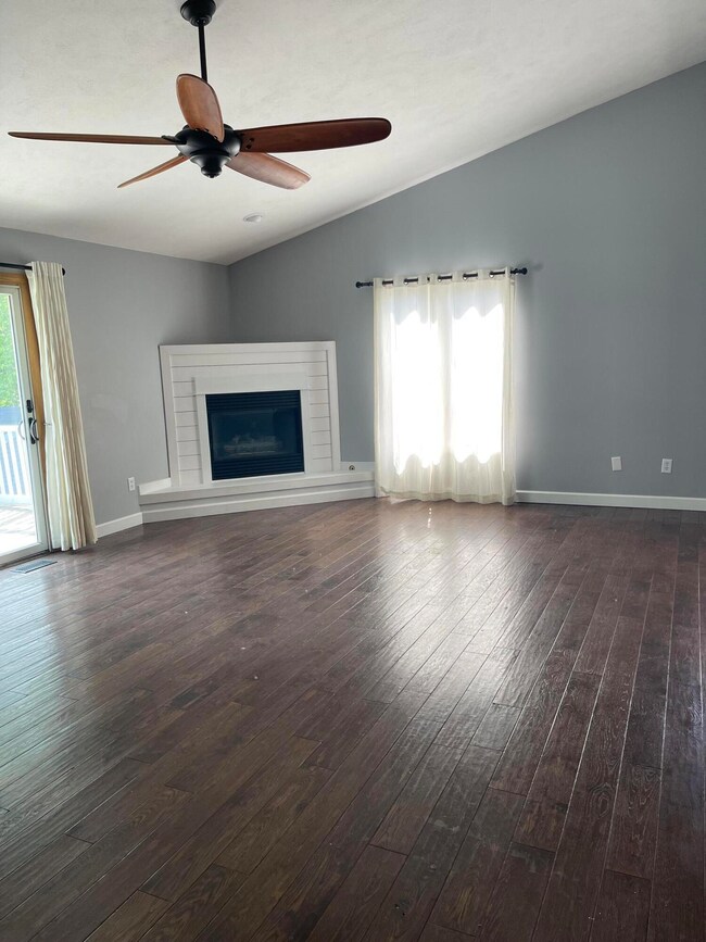 2074 87th St SW, Byron Center, MI 49315 - photo 3