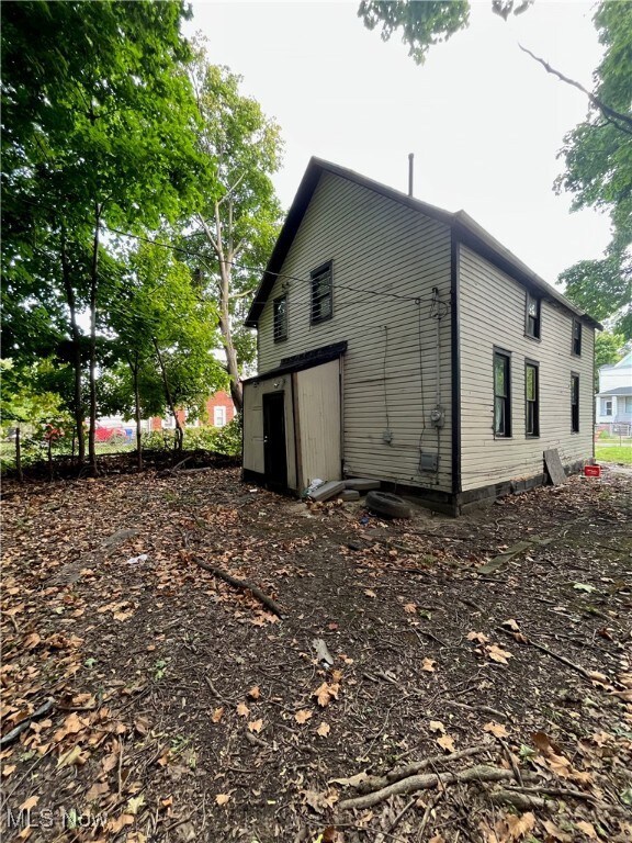 2314 E 101st St, Cleveland, OH 44106 - photo 4