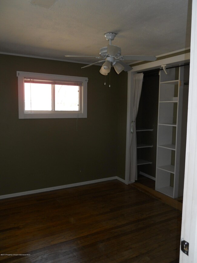 619 Pershing St, Craig, CO 81625 - photo 4