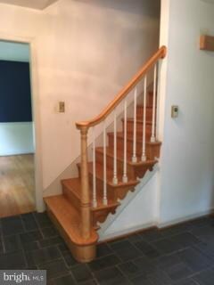 7905 Clearfield Rd, Frederick, MD 21702 - photo 5