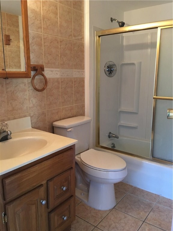 50 Carnation St unit 8, Pawtucket, RI 02860 - photo 4