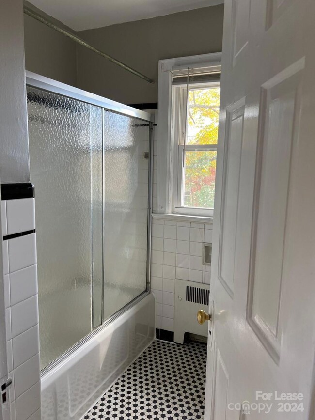 216 Harrill St unit C, Statesville, NC 28677 - photo 5