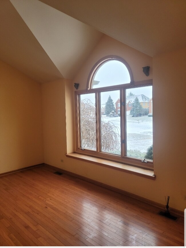 3903 Streamwood Dr, Hazel Crest, IL 60429 - photo 5