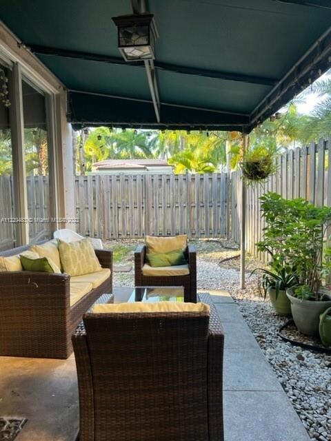 11381 NW 50th Terrace, Doral, FL 33178 - photo 5