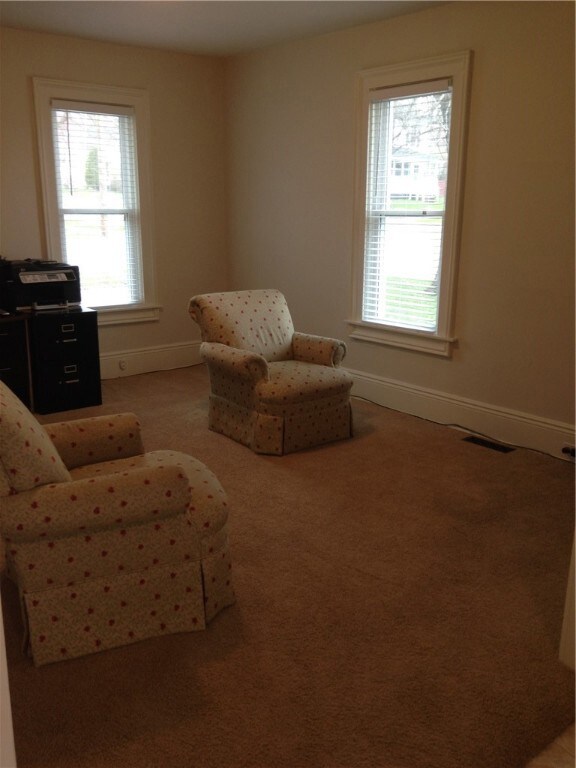 1179-1179 1/2 E Madison St unit 2, Eau Claire, WI 54703 - photo 6