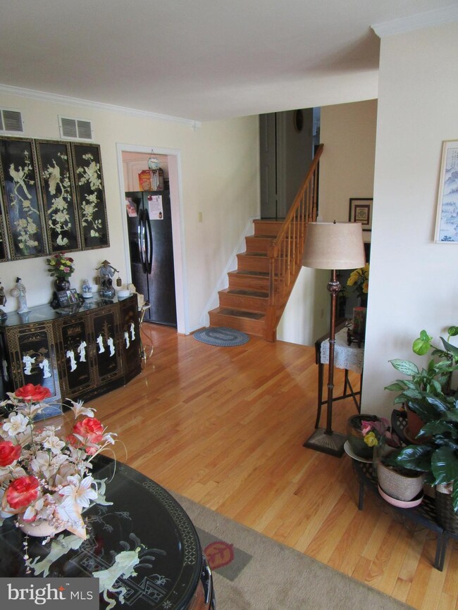 1018 Gahle Rd, Westminster, MD 21157 - photo 5