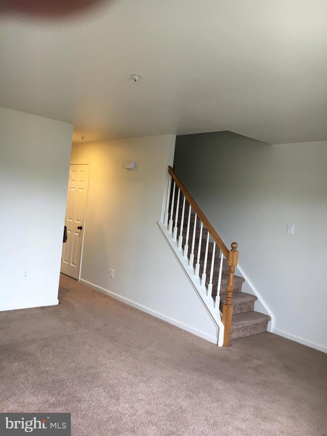 551 Edge Hill Rd, Glenside, PA 19038 - photo 3