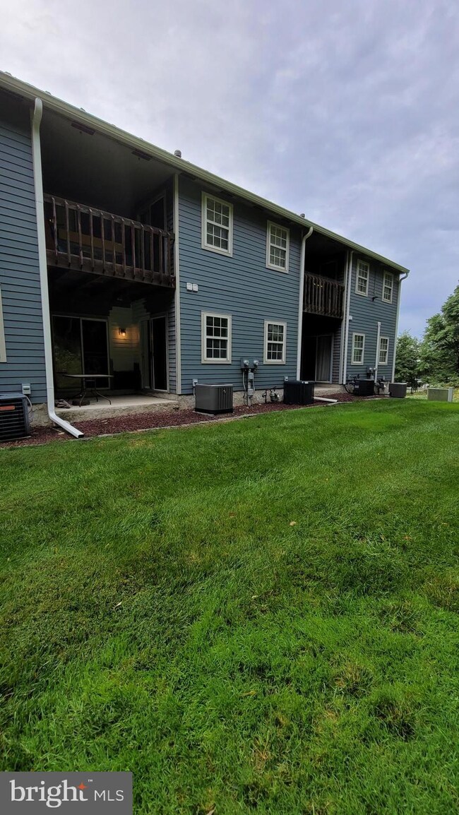 243 N 14th St, Reading, PA 19604 - photo 6