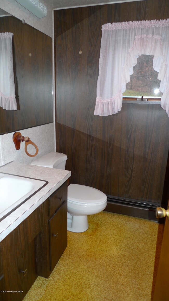 173 E Foothills Dr, Drums, PA 18222 - photo 6