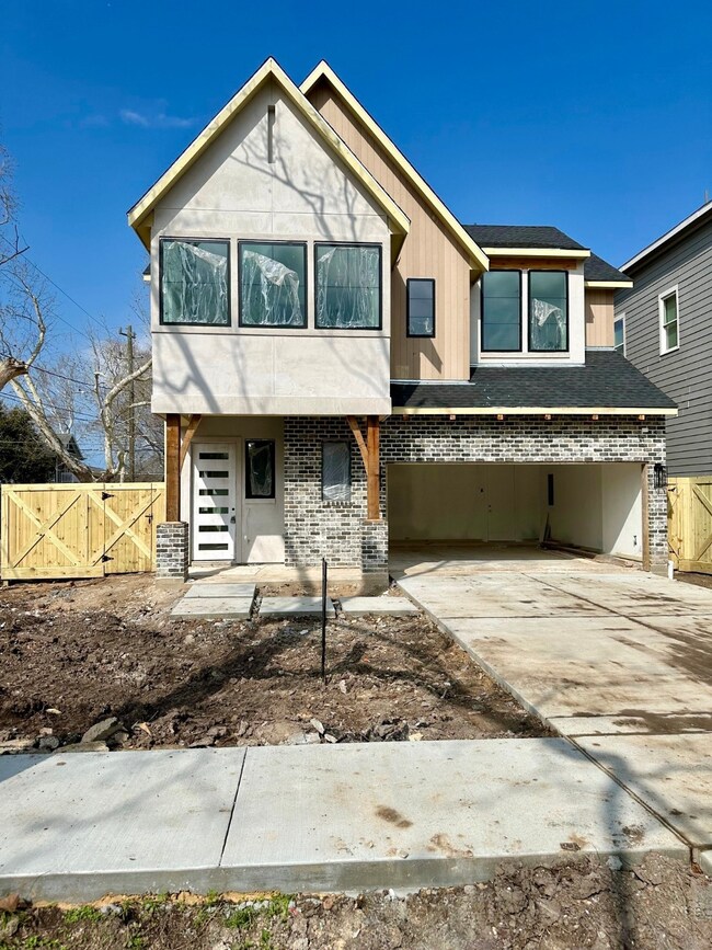 903 E 25th St, Houston, TX 77009 - photo 2