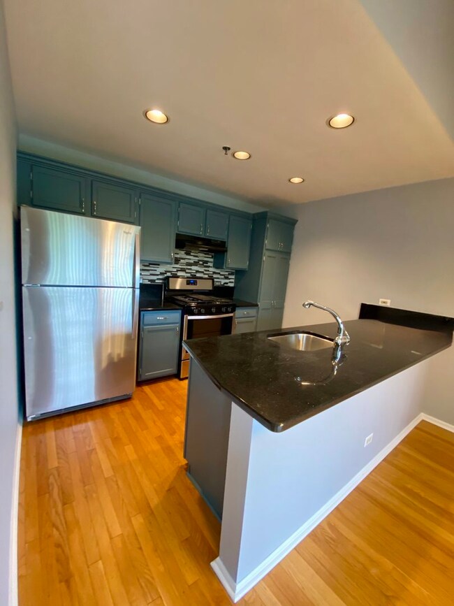 5S510 Scots Dr unit G, Naperville, IL 60563 - photo 5