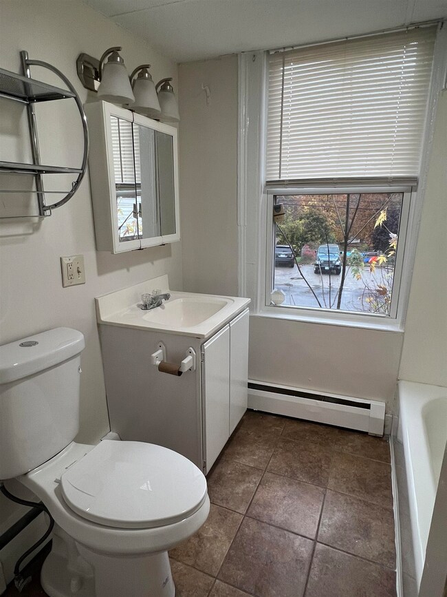 289 Main St unit D, Somersworth, NH 03878 - photo 2