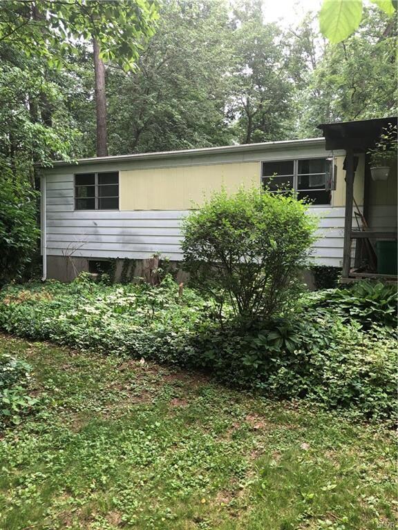 5614 Sherwood Dr, Easton, PA 18040 - photo 3