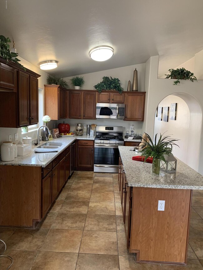 37591EF5-B4C1-4BA6-AED9-291C1929AC10