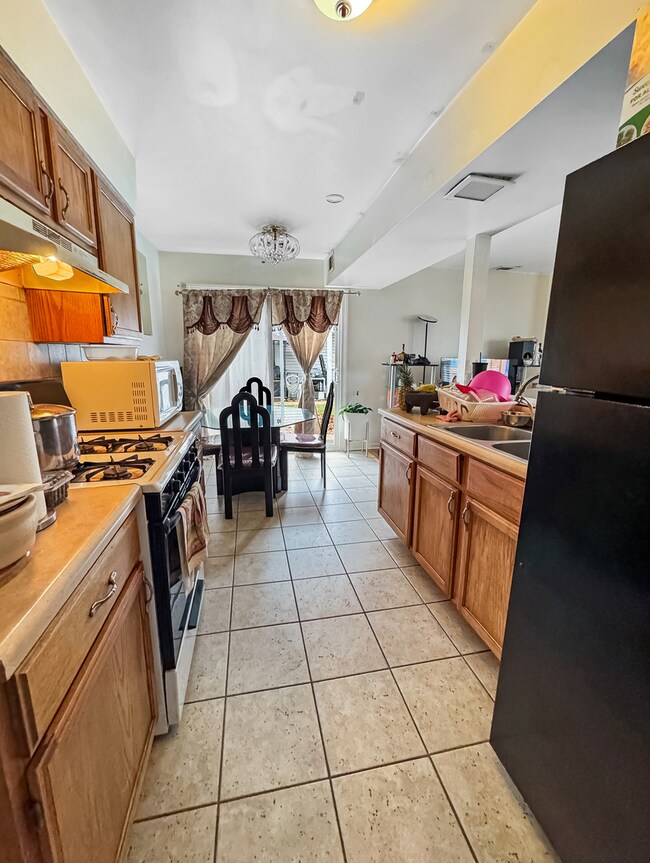 1239 Oboe Ct unit 33, Wheeling, IL 60090 - photo 5