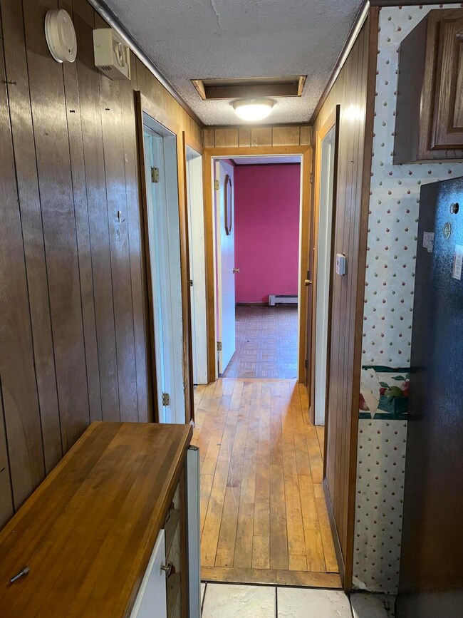 7 Corridor