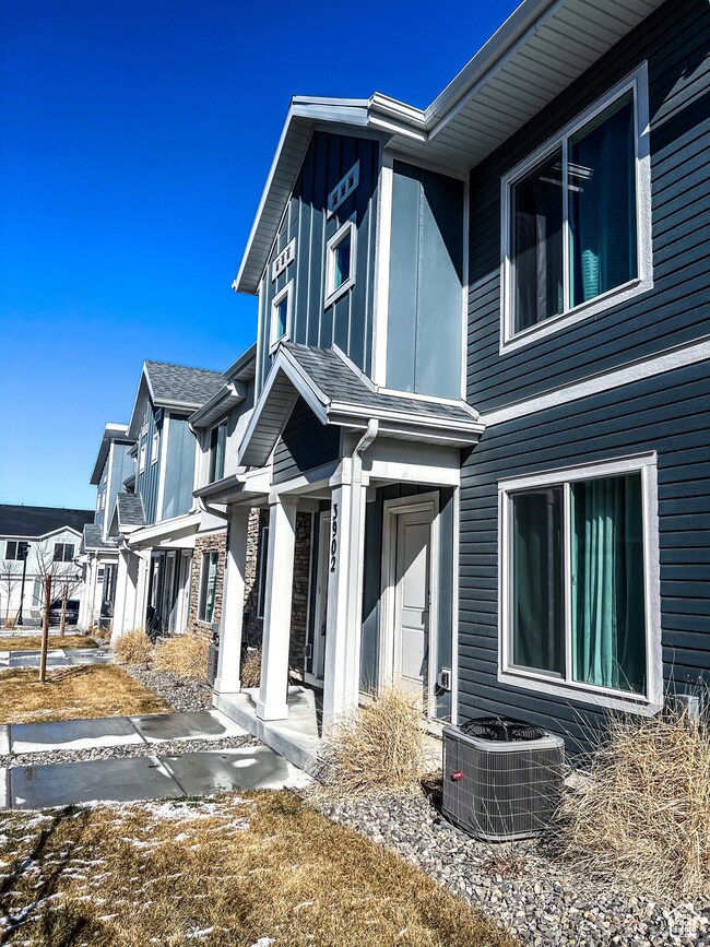 3902 Bowie Dr, Magna, UT 84044 - photo 3