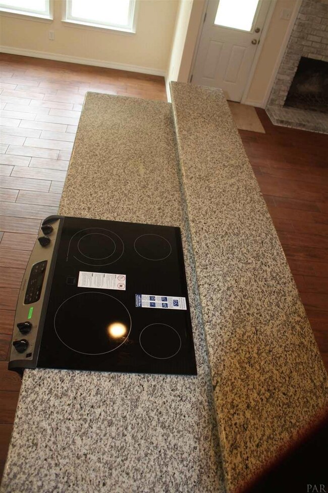 7333 Dahlia Dr, Pensacola, FL 32526 - photo 5