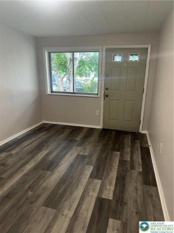 1805 E Cambridge St, Allentown, PA 18109 - photo 3