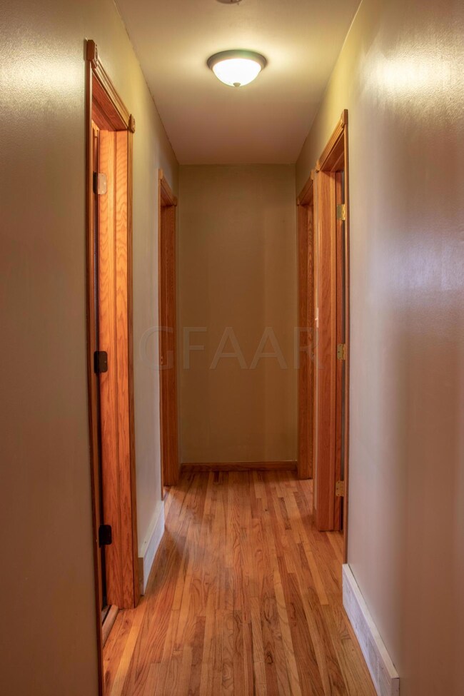 1707 S 17th St, Grand Forks, ND 58201 - photo 6