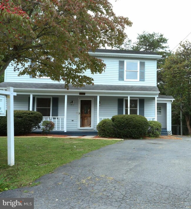 112 Twinbrook Cir, Winchester, VA 22602 - photo 2