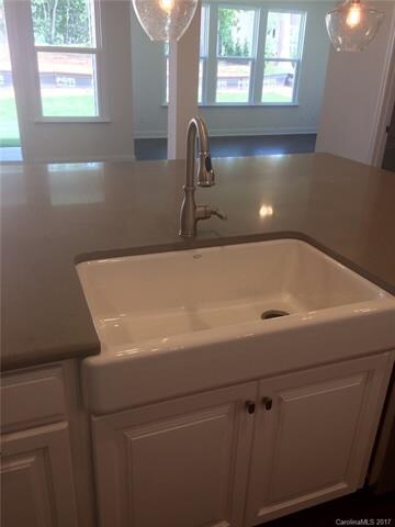 Farmhouse sink!