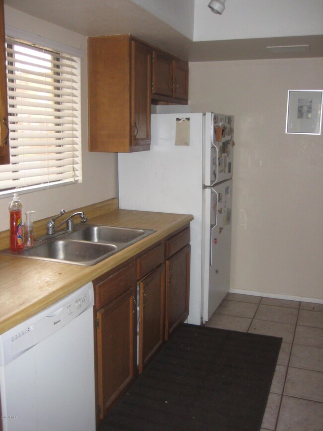Condo 004
