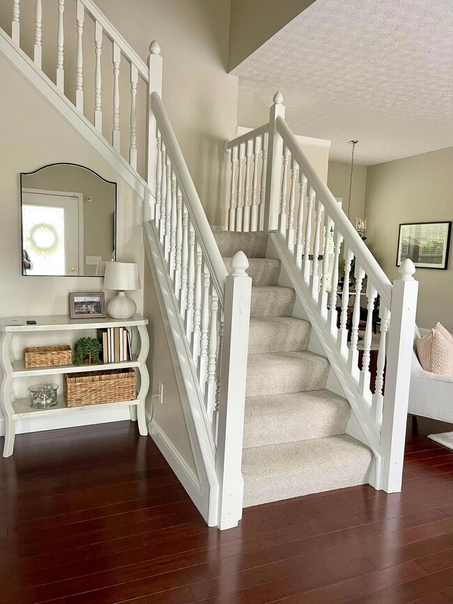 03 Entry Foyer