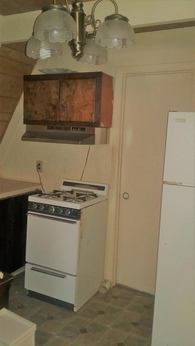 89 Chalet Dr, Manchester, TN 37355 - photo 4