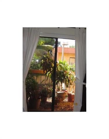 Facade/Exterior Front