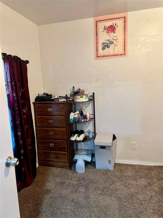 908 SW G Ave, Lawton, OK 73501 - photo 4