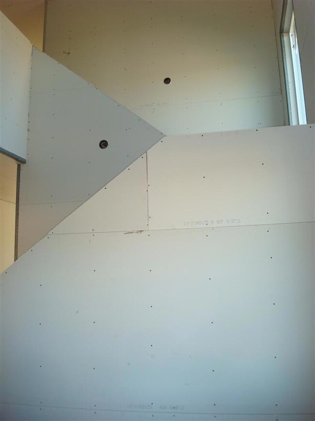 7565 24th St, White City, OR 97503 - photo 5