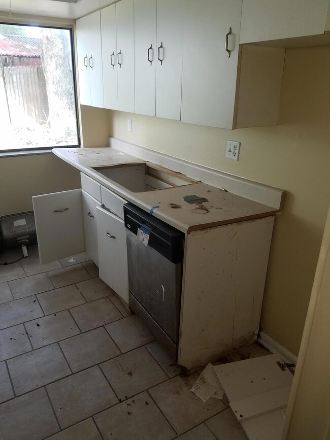 723 Oaks Manor Ct unit P1-2, Jacksonville, FL 32211 - photo 7