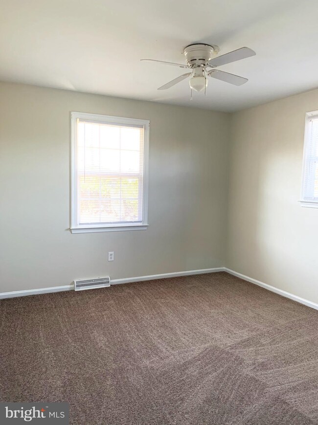 1137 Blue Bell Rd unit A, Williamstown, NJ 08094 - photo 7