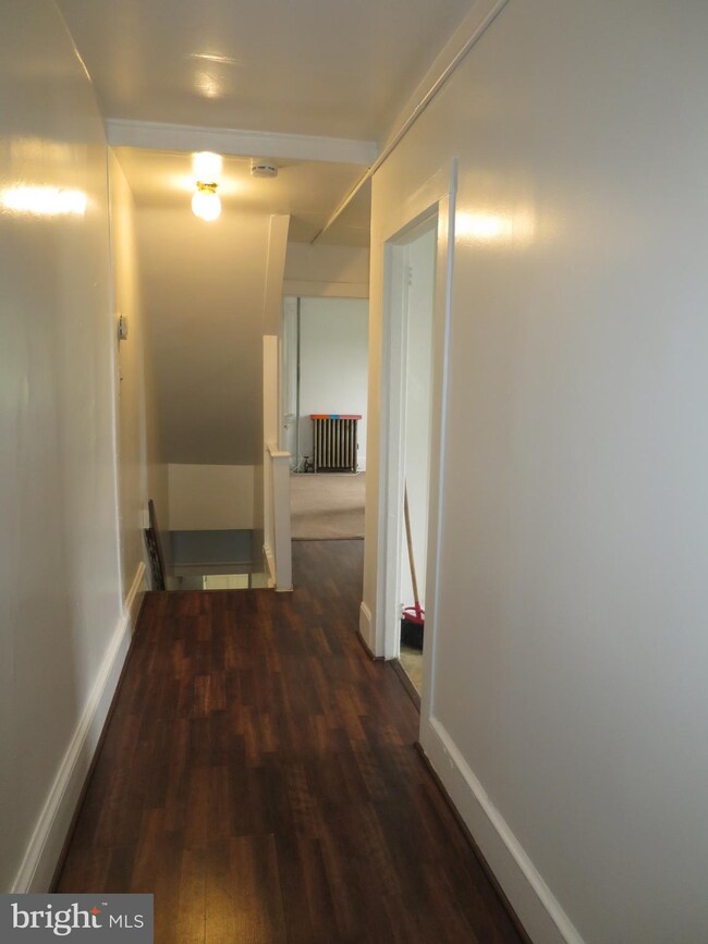 507 Delaware Ave unit B, Palmyra, NJ 08065 - photo 2