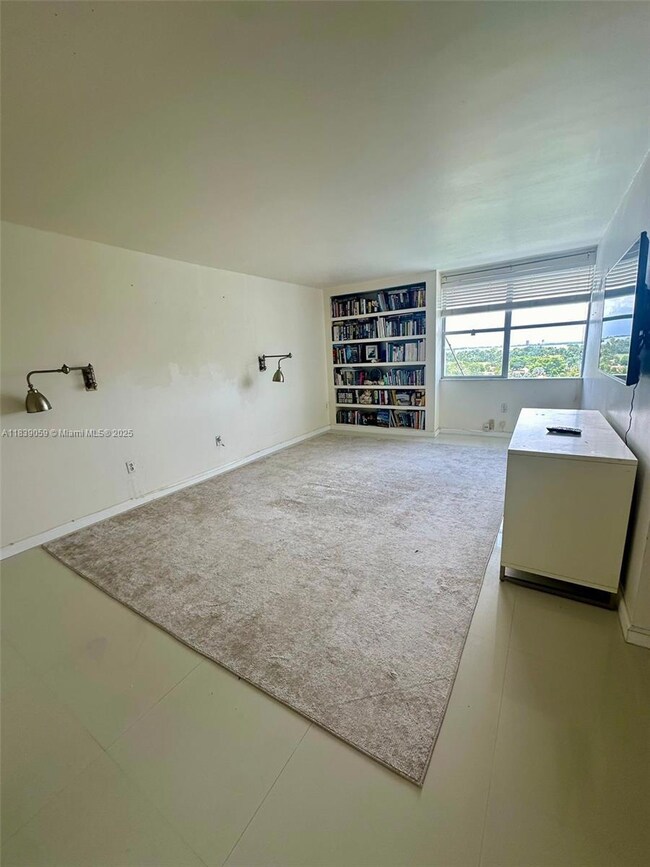 Royal Embassy unit 10F, Miami Beach, FL 33140 - photo 4