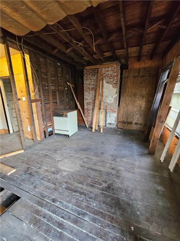 2nd floor bedroom