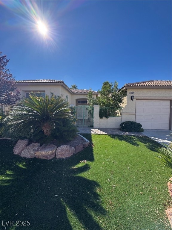 9927 Ridge Manor Ave, Las Vegas, NV 89148 - photo 2