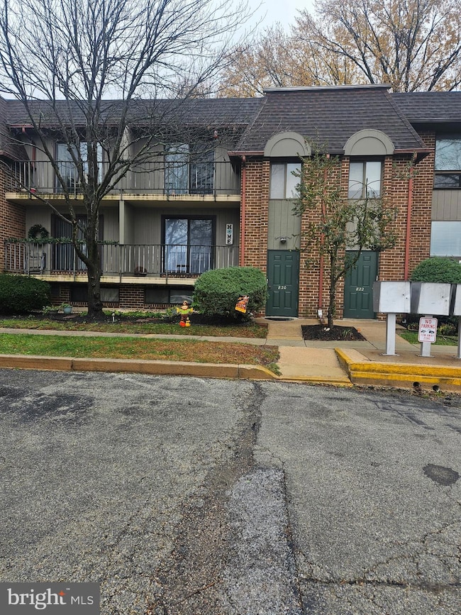 820B Putnam Blvd unit 49B, Wallingford, PA 19086 - photo 2