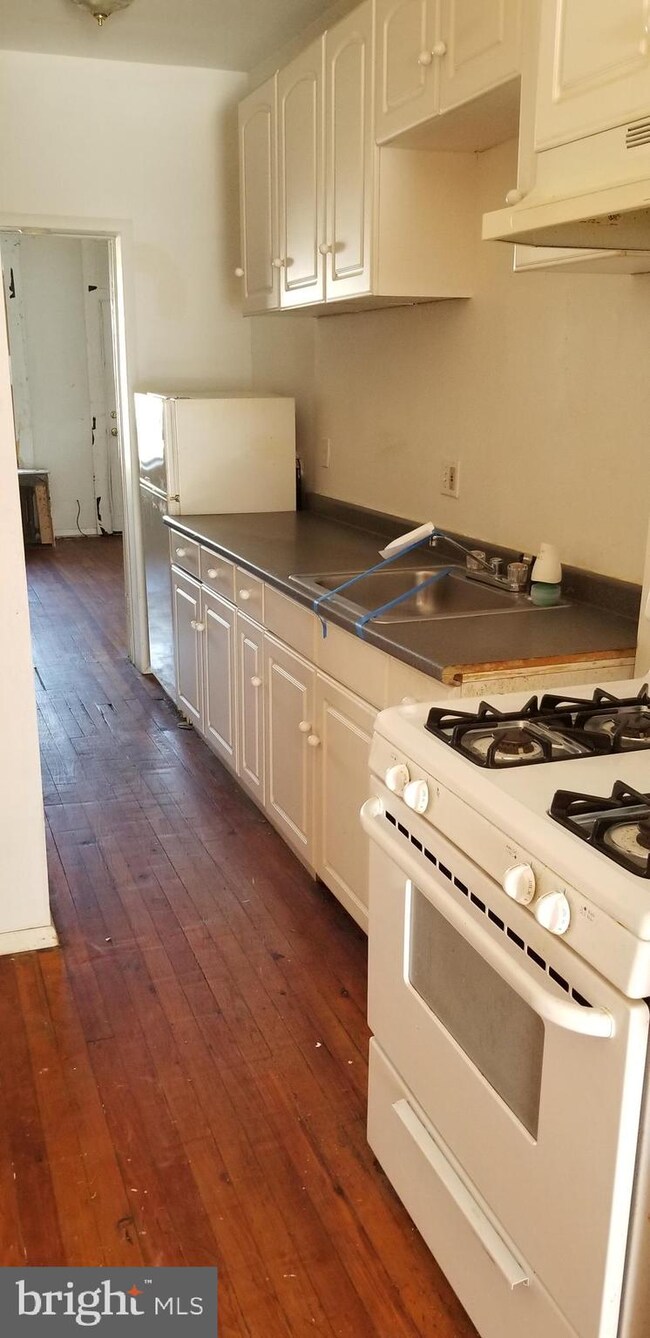 716 N Linwood Ave, Baltimore, MD 21205 - photo 3