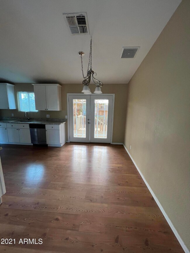 4043 E Holmes Ave, Mesa, AZ 85206 - photo 4