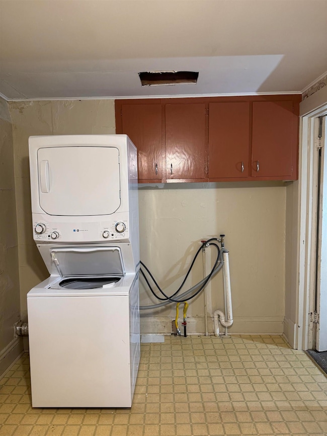 210 Park Ave, Strawberry Point, IA 52076 - photo 7