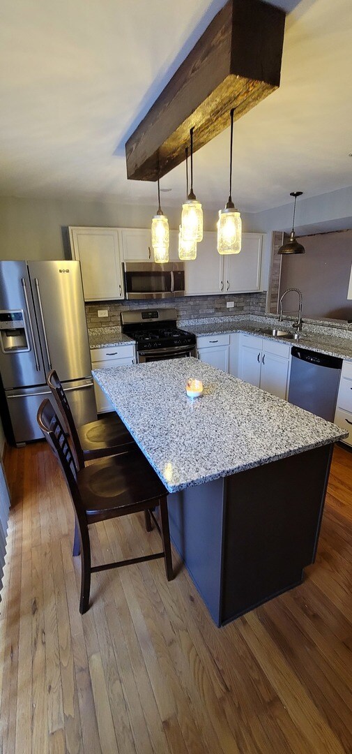 108 E Victoria Cir unit 84, North Aurora, IL 60542 - photo 3