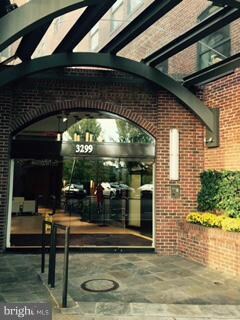 3245 K St NW unit S50, Washington, DC 20007 - photo 7