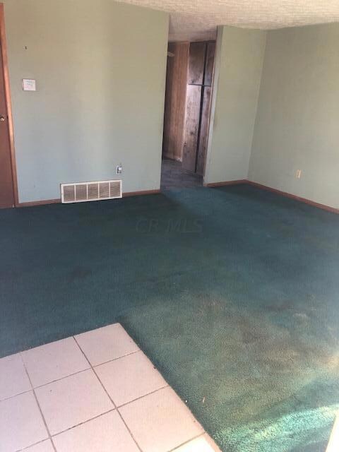 558 Old Tree Place, Columbus, OH 43228 - photo 2