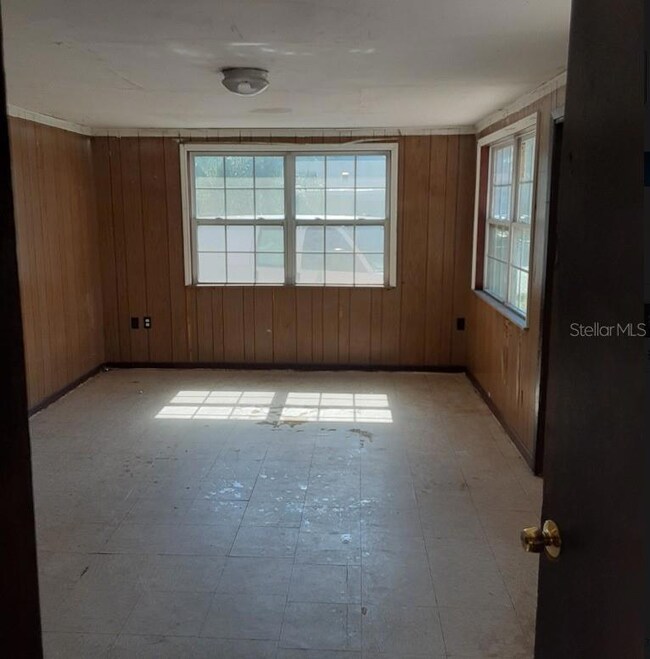 1030 N Stella Ave, Lakeland, FL 33805 - photo 4